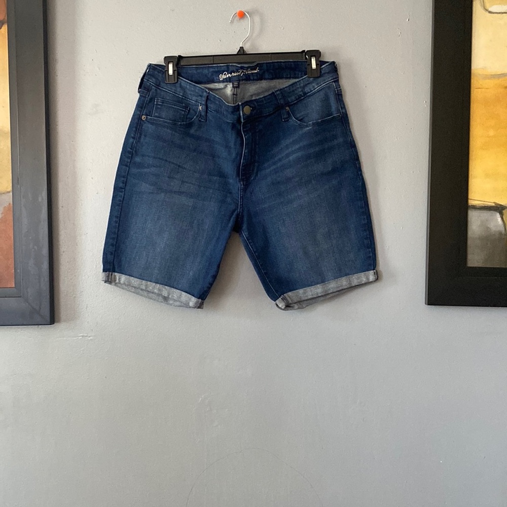 UNIVERSAL JEANS SIZE 18WR